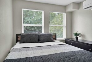 3 室のベッドルーム、WiFi、ベッドシーツ