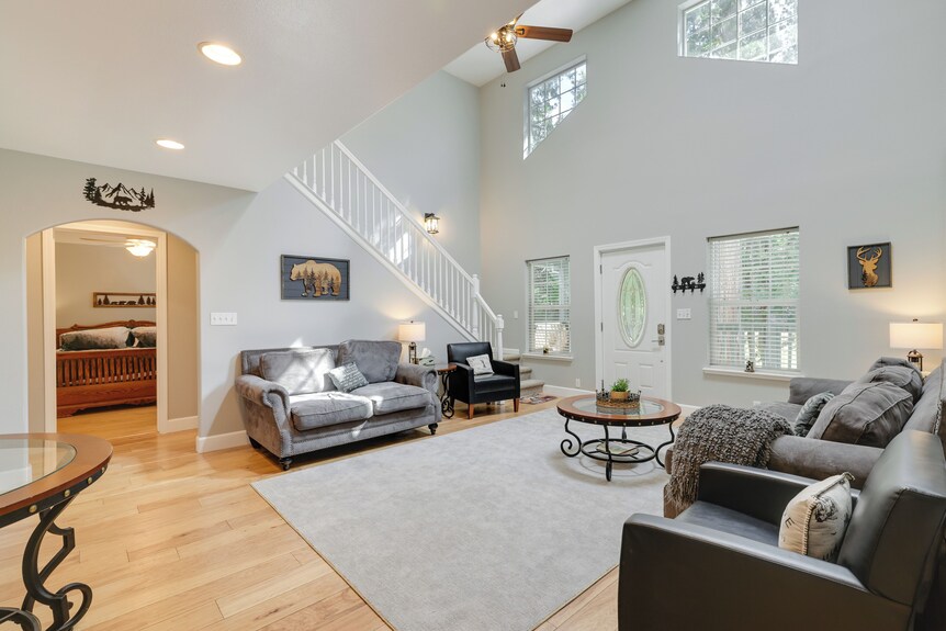 Near Dtwn: Twain Harte Home W/ Furnished Deck! - Sonora, CA