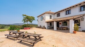 Outdoor dining - Finca La Carraca Archidona by Ruralidays (Málaga)