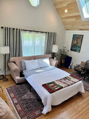 1 chambre, bureau, fer et planche à repasser, Wi-Fi gratuit