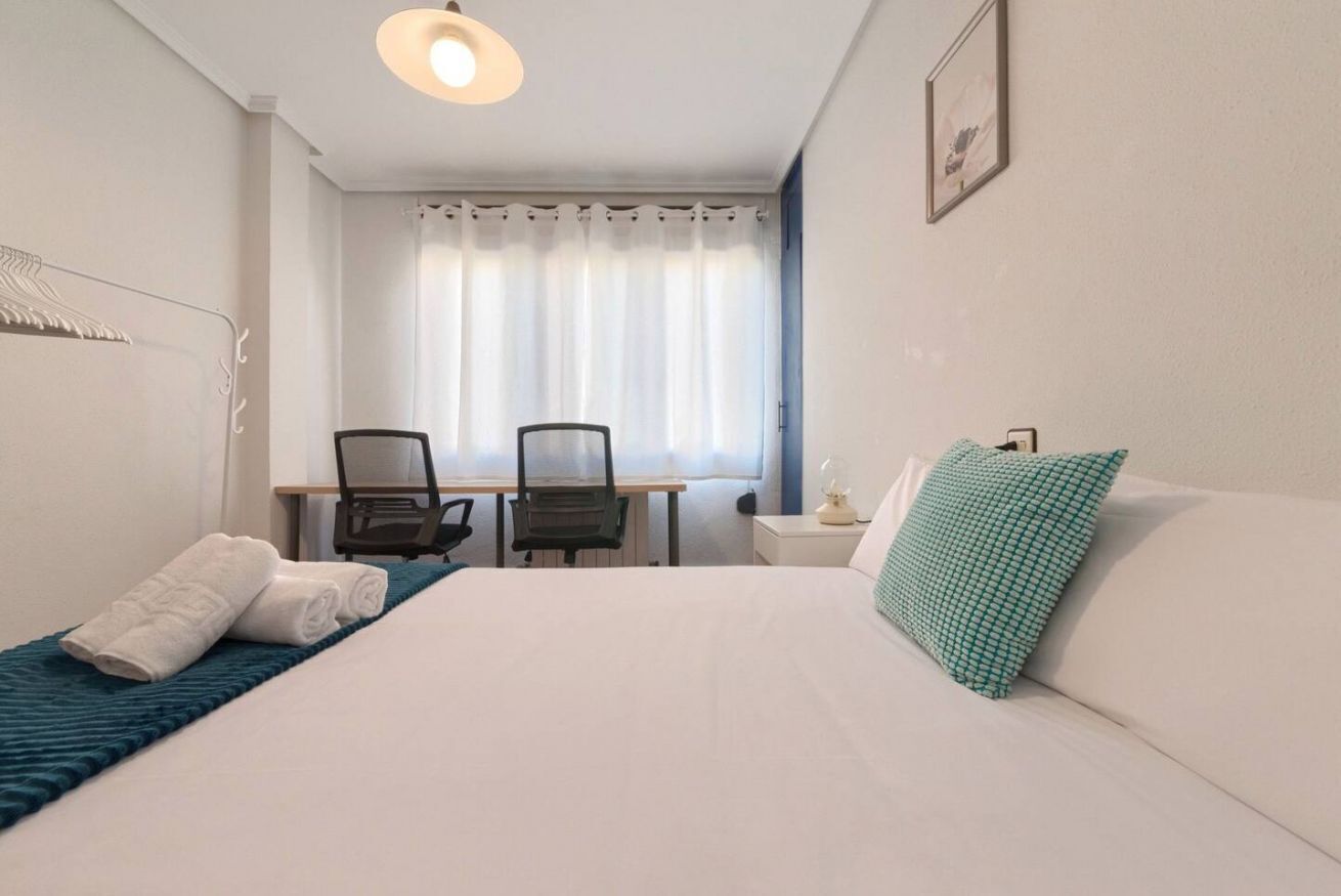 2 dormitorios y ropa de cama