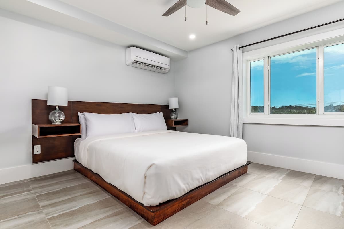 Luxury Villa | Premium bedding, in-room safe, individually decorated