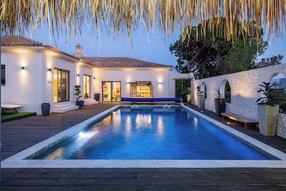 Stunning!! - Casa Chameleon - Sleeps 14 - Close to Quinta Do Lago & Vale Do Lobo