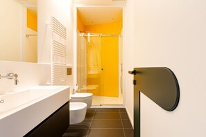 Dusche, Bidet