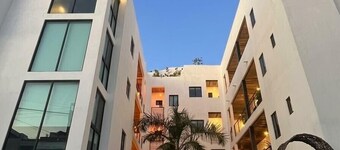 Coco Live Suites