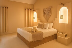 Signature Double Room | Individually decorated, bed sheets - Enigmatic Boutique Hotel (Cancun)