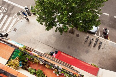 GuestReady Essential - Simplicity near Casa Milà