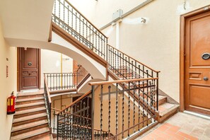 Interior - GuestReady - Bright flat near Casa Milà (Barcelona)