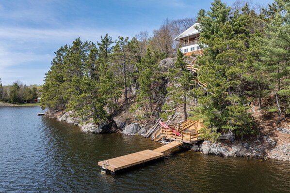 Exterior - Denvic House - a private lakefront retreat (Sables-Spanish Rivers)
