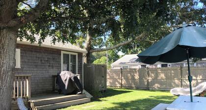 Charming Cottage near Beach and Ferry