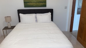 2 bedrooms, iron/ironing board, WiFi, bed sheets