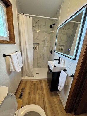 Hair dryer, towels, soap, shampoo - Sunset Views, 330 ft of Sand Bottom Beach & Huge Lawn on Hidden Gem Walker Lake (Richville)