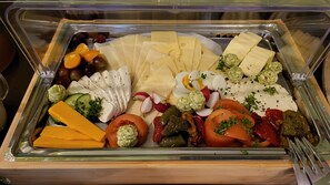 Tägliches inbegriffenes Frühstücksbuffet
