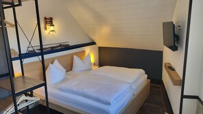 Standard Double Room, 1 Queen Bed