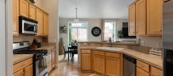 Adventure-Themed Retreat | Upscale | Sleeps 12!