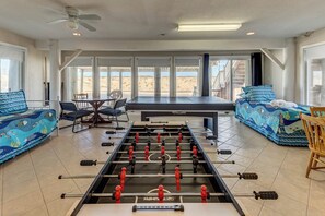 Spielezimmer