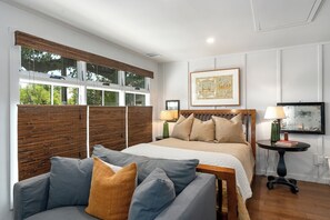 1 habitación, tabla de planchar con plancha, wifi gratis y ropa de cama 