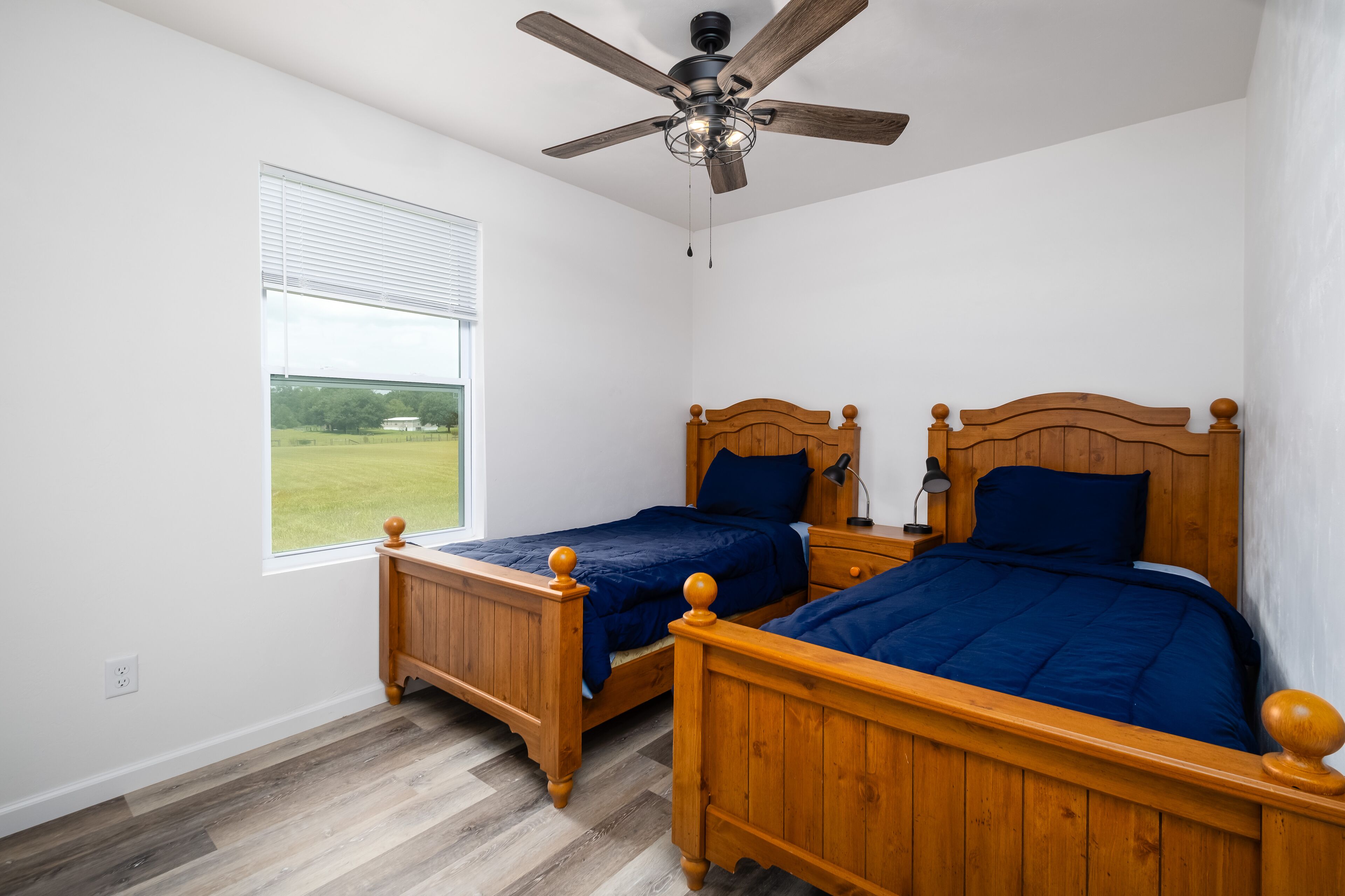 4 bedrooms, WiFi, bed sheets