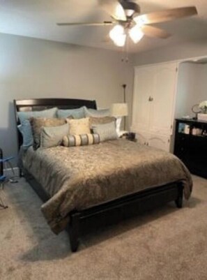 3 habitaciones, tabla de planchar con plancha y wifi gratis 