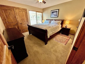 2 bedrooms, desk, iron/ironing board, free WiFi