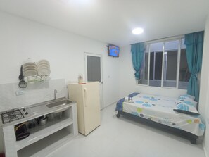 Soundproofing, free WiFi, bed sheets