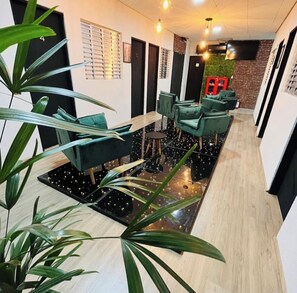 Reception - On Hostel Guarulhos traslado aeroporto (Guarulhos)