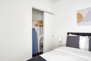 1 quarto, ferros/tábuas de passar roupa, Wi-Fi, roupa de cama