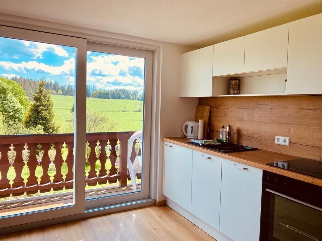 Kylskåp, ugn, spishäll och diskmaskin