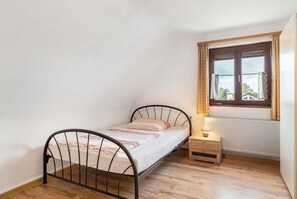 3 makuuhuonetta, ilmainen Wi-Fi, vuodevaatteet