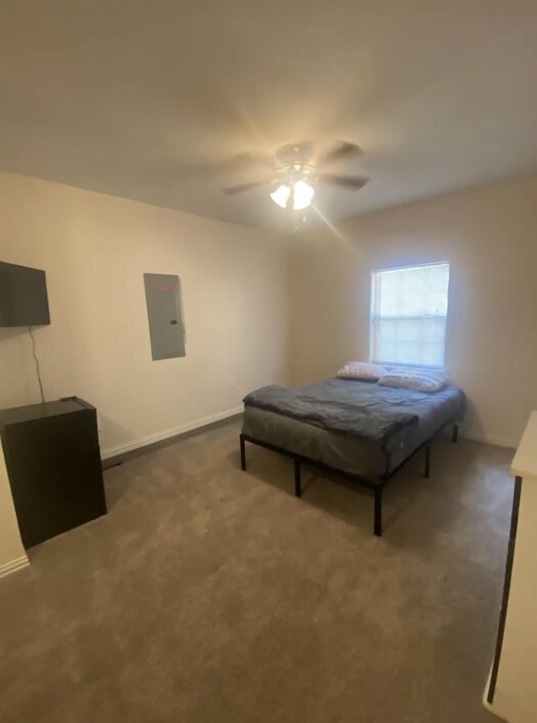 1 bedroom, WiFi, bed sheets