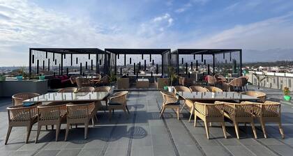 Hillcrest Resort by DLS Hotels
