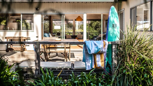 Unclassified image, 1 of 19, button - Le Shack (Coles Bay)