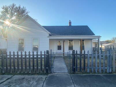 Freshly Updated house near Wilson Lake, Kansas’s nicest lake!!!