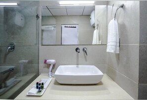 Free toiletries, slippers - La Serene Valley By DLS Hotels (Manali)