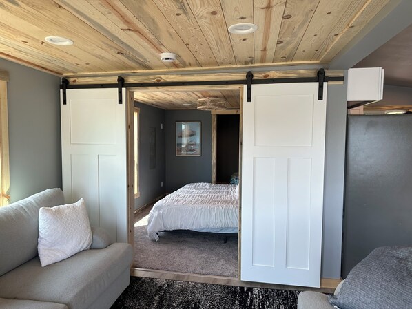 2 quartos, ferros/tábuas de passar roupa, Wi-Fi de cortesia