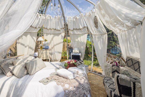 1 bedroom, iron/ironing board, internet, bed sheets - Sky Room Carrara hydromassage with parking (Carrara)