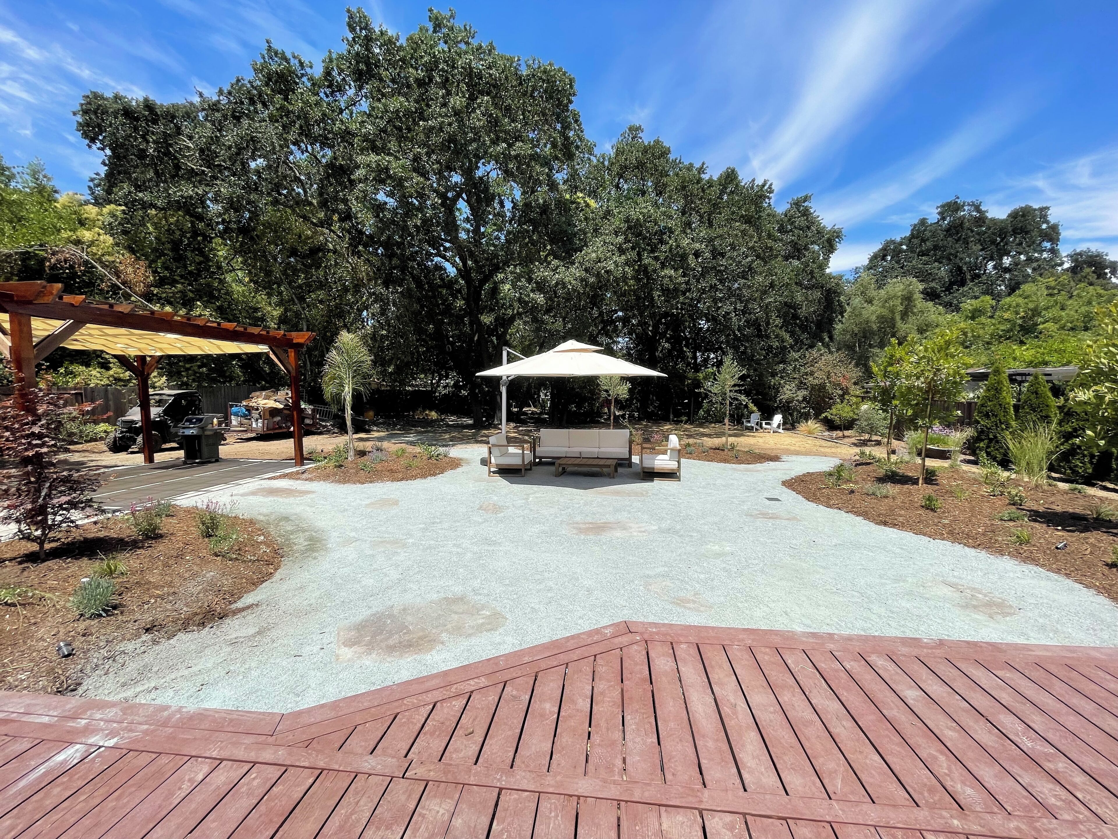 The Diamond vacation Sonoma. Modern home with large garden.