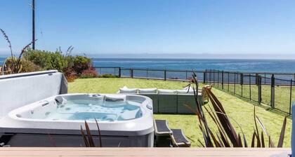 Stunning Oceanfront - Sunset Magazine Home