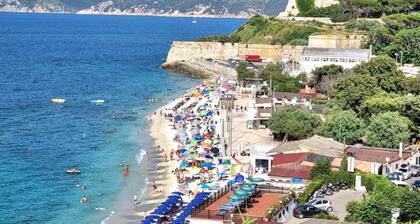 LA TERRAZZA SULLE GHIAIE - LA TERRAZZA SULLE GHIAIE A