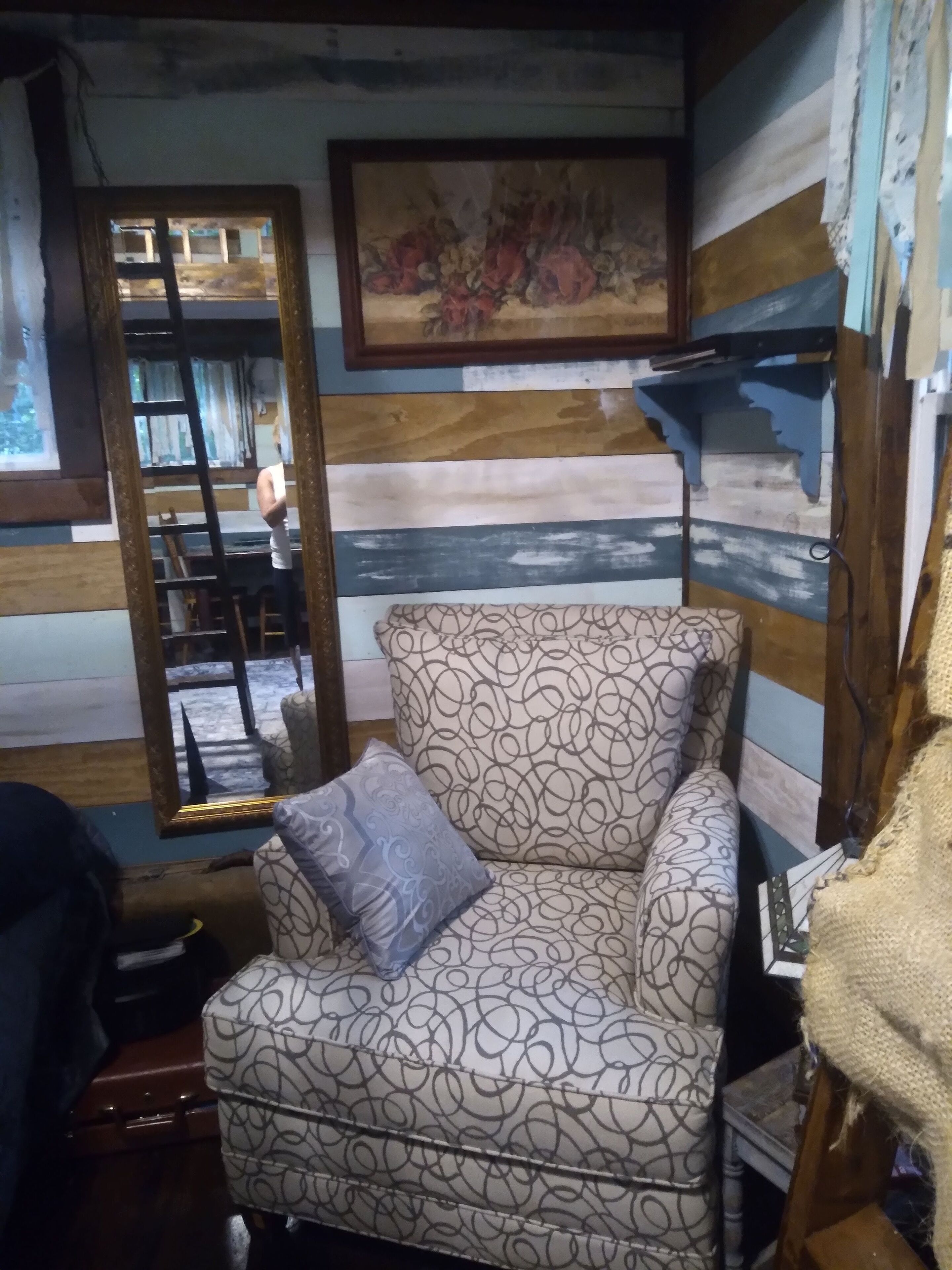 Sis's Treehouse Cozy & Charming Located Within Forests On 26 Acres Morgantown Wv - Morgantown, WV