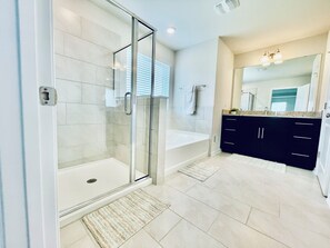 Shower, hair dryer, towels, soap - Newly constructed 6 bedroom home (Frederick)