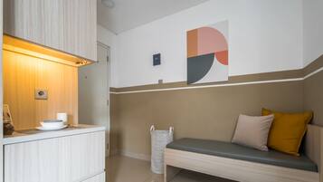 Standard Room | Desk, laptop workspace, free WiFi, bed sheets