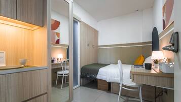 Standard Room | Desk, laptop workspace, free WiFi, bed sheets