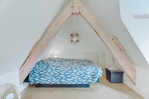 2 bedrooms, free WiFi