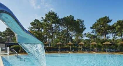 Cozy-warm chalet by the sea with a great location. Switch off, feel good.