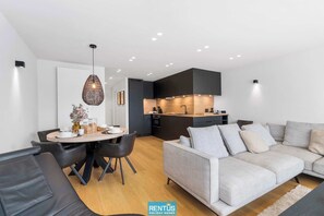 Televisie en een kantoor