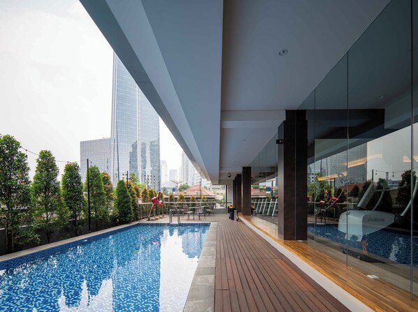 Outdoor pool - Cove The Day (Jakarta)