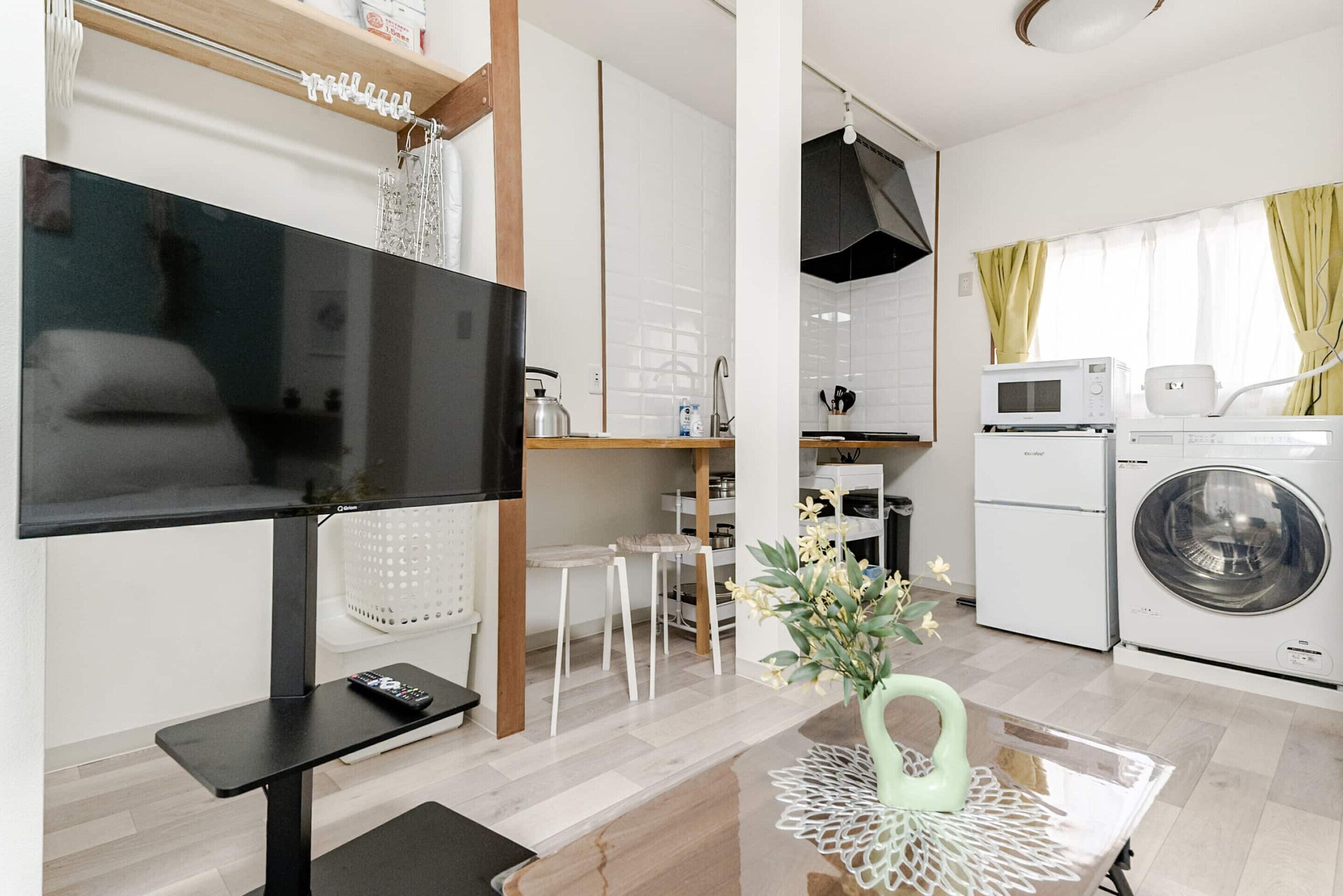 Basic Room, 1 Double Bed with Sofa bed | 1 bedroom, iron/ironing board, free WiFi