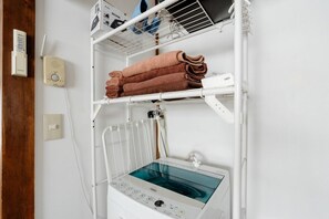 Laundry - Chelsea Hatsudai 201 (Tokyo)