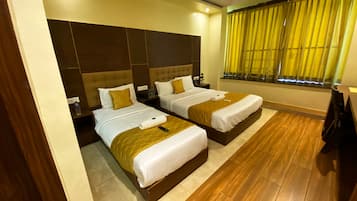 Deluxe Triple Room | 1 bedroom, desk, free WiFi